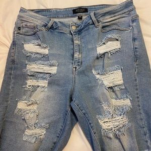 Judy Blue distressed blue jean shorts.